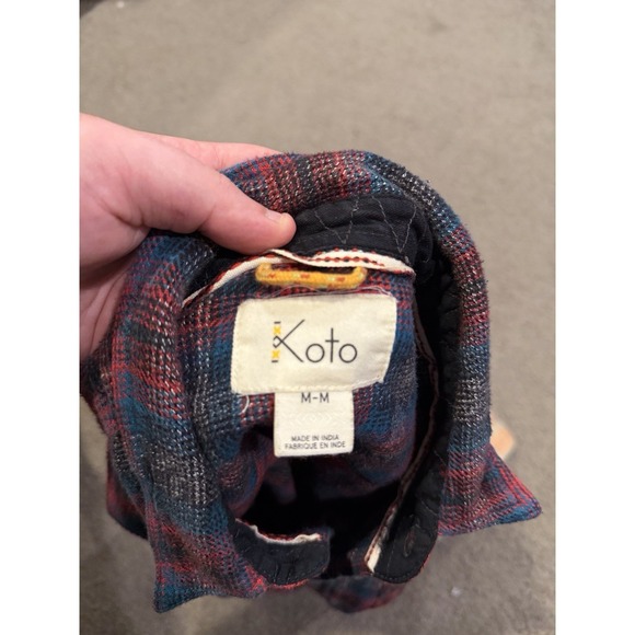 Koto Men's Colorful Long Sleeve Button Down Men's Size Medium - Picture 3 of 3